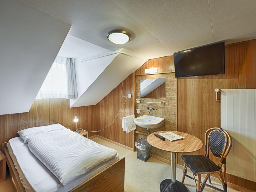 Hotel Weisses Kreuz เซนต์กาลเลิน ห้อง รูปภาพ